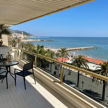 شقة فندقية Mediterraneo 4*