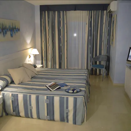 Mediterraneo 4* Сіджас