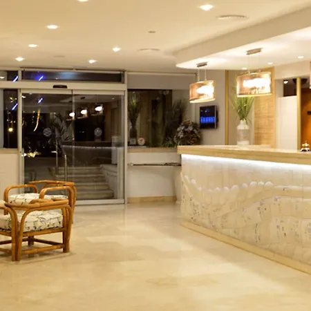 Apartahotel Mediterraneo