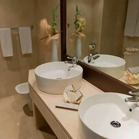 Mediterraneo Aparthotel 4*