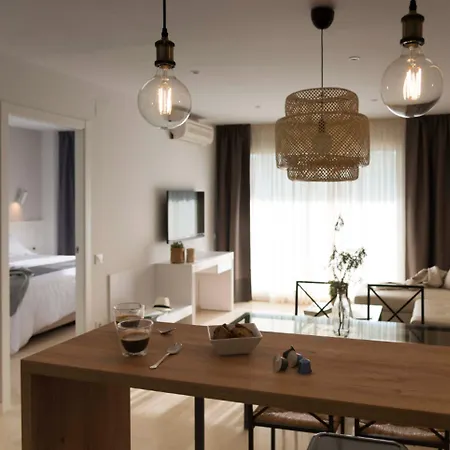 Aparthotel Mediterraneo 4*