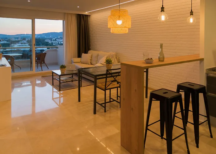 Aparthotel Mediterraneo 4*