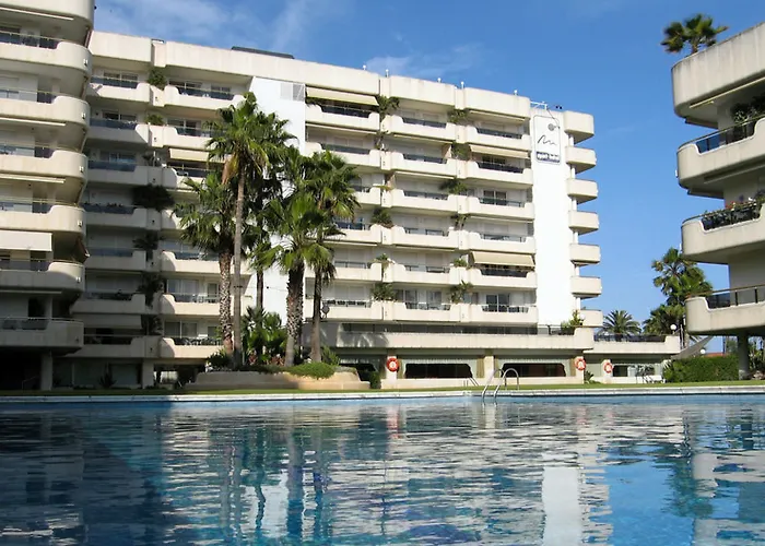 Mediterraneo Aparthotel 4*